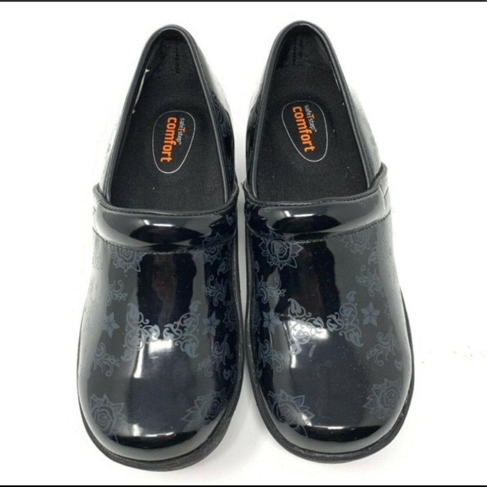 Safetstep clog size 7 black paisley print